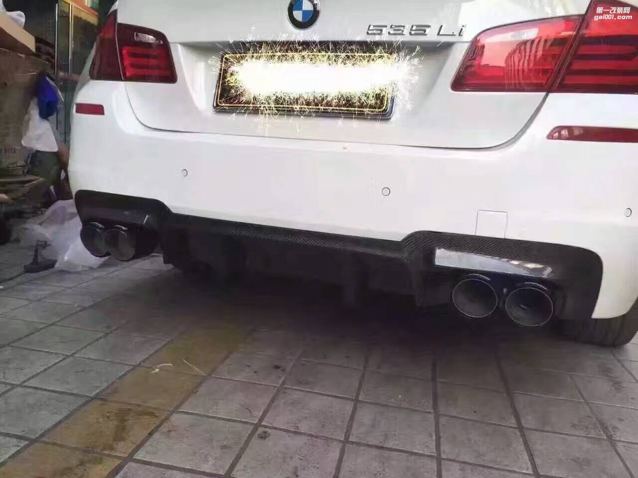 寶馬5系M5碳纖維后唇