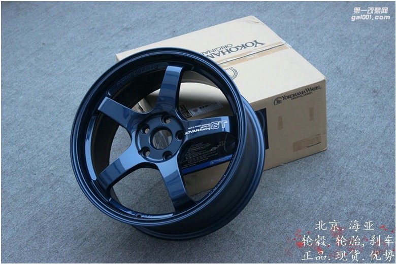 海亞：日本橫濱ADVAN GT 18 19寸 高爾夫67GTIR20 速騰GLI A45SLACLA A3S3等 藍色灰色黑色
