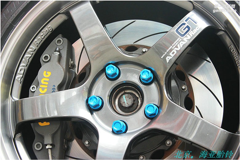 海亞：日本橫濱ADVAN GT 18 19寸 高爾夫67GTIR20 速騰GLI A45SLACLA A3S3等 藍色灰色黑色