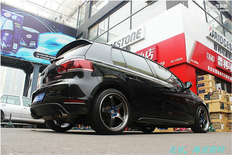 海亞：日本橫濱ADVAN GT 18 19寸 高爾夫67GTIR20 速騰GLI A45SLACLA A3S3等 藍色灰色黑色
