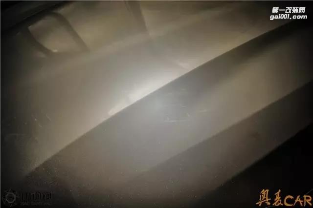 誰(shuí)說(shuō)商務(wù)車不可以年輕態(tài) 寶馬730i 貼膜改色珠光白
