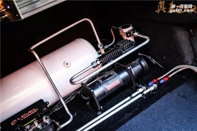 拒絕商務(wù) A6L改裝ACCUAIR氣動(dòng)懸掛
