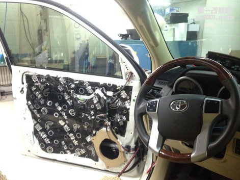 西寧汽車音響改裝 普拉多音響改裝案例