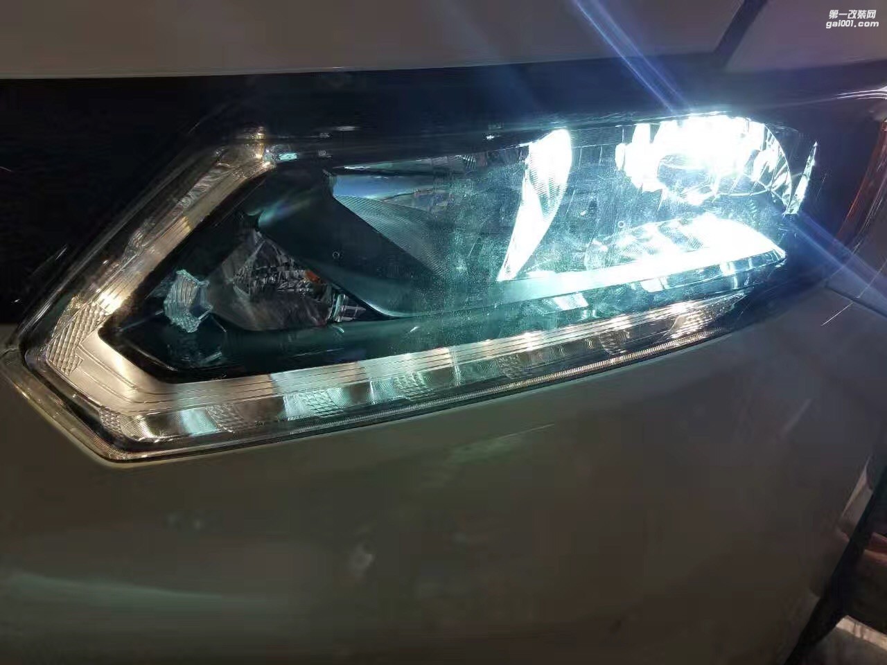 【南寧雙行道車燈】-奇駿車燈升級