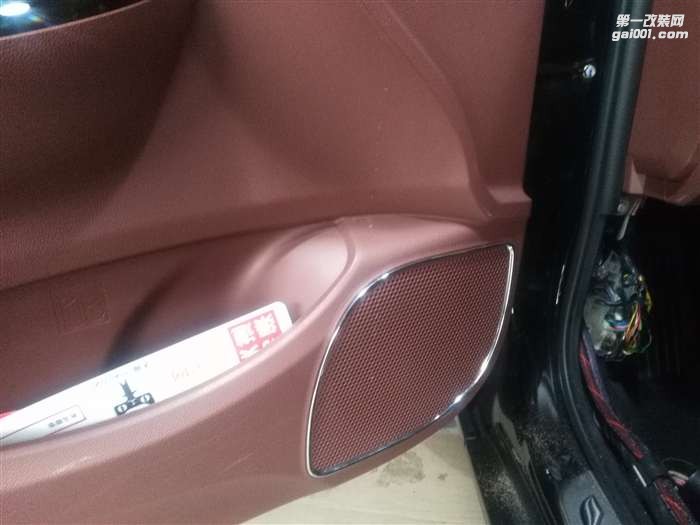 比亞迪速銳音響改裝 泉州山水專業(yè)汽車音響改裝