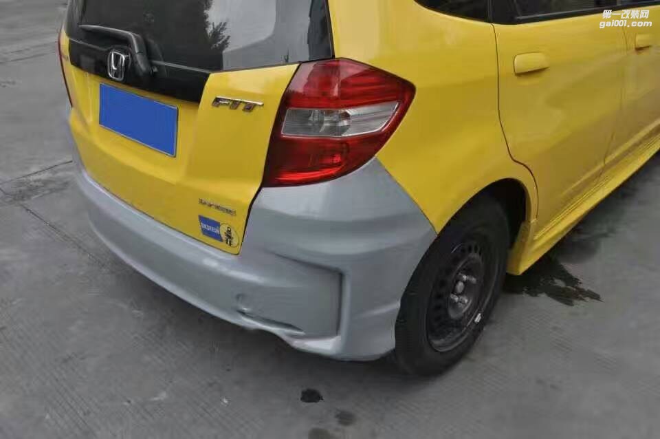 飛度炫酷大包圍改裝完成