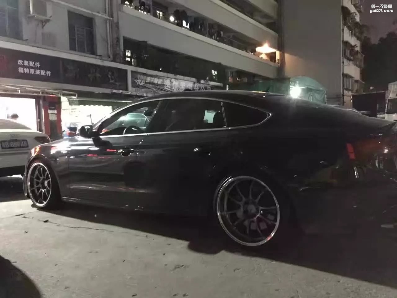 奧迪， 上 19寸 ADVAN 鍛造 完工！