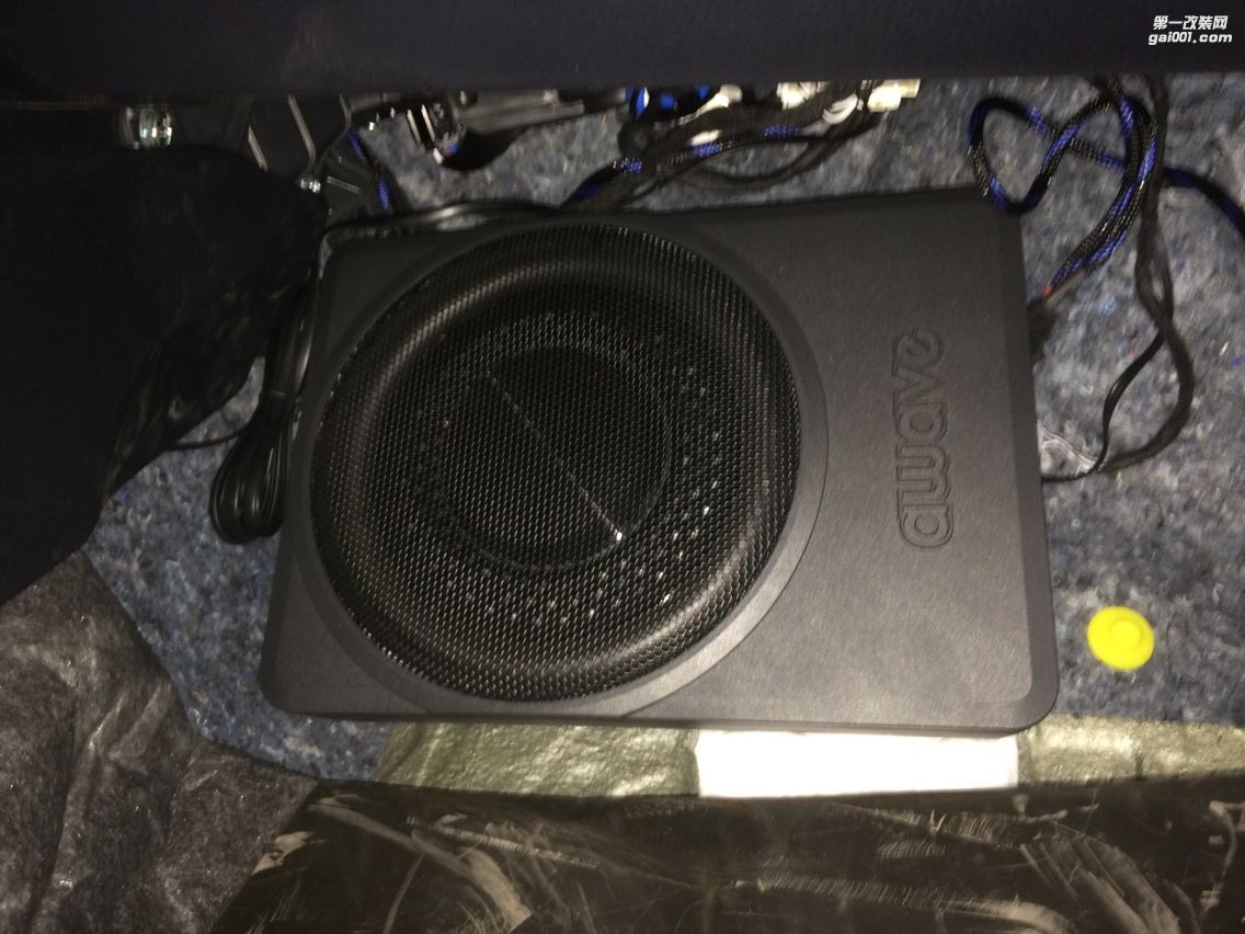 南寧途悅汽車音響改裝－奇瑞E3音響改裝法國勁浪165A1喇叭愛威低音