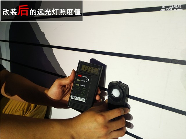 豐田雷凌升級歐司朗CBI套裝 海拉五透鏡作業(yè)——清風車影燈改