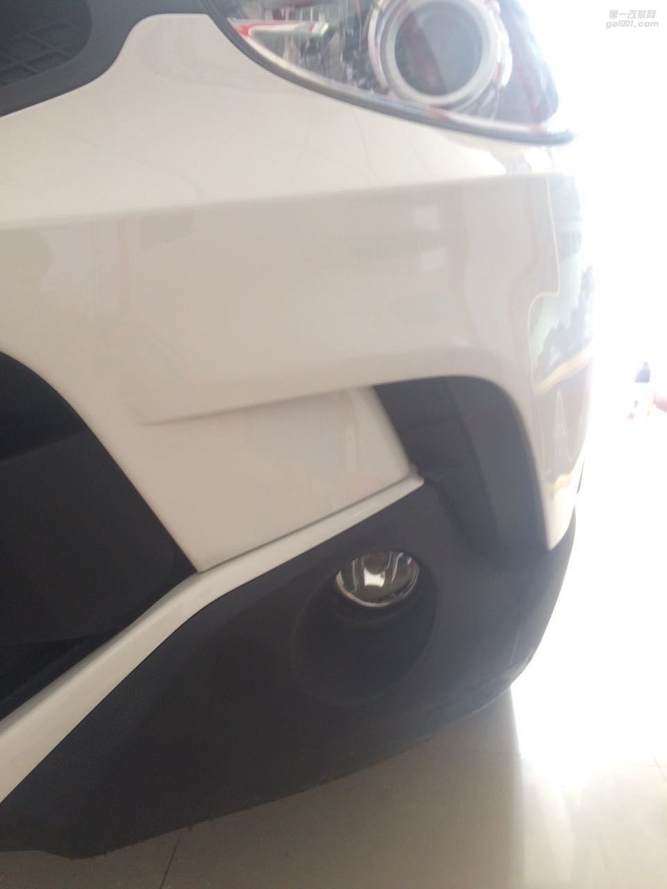 河源車(chē)燈改裝河源改裝原裝位中華V3日行燈