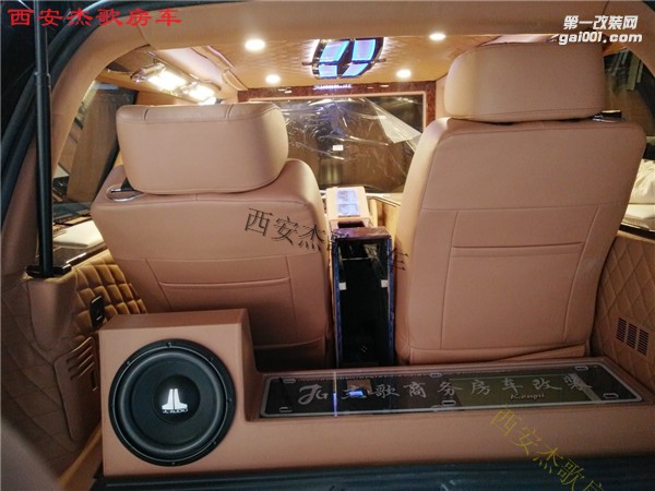 西安商務(wù)車內(nèi)飾改裝/杰歌房車之林肯領(lǐng)航員---總統(tǒng)專用