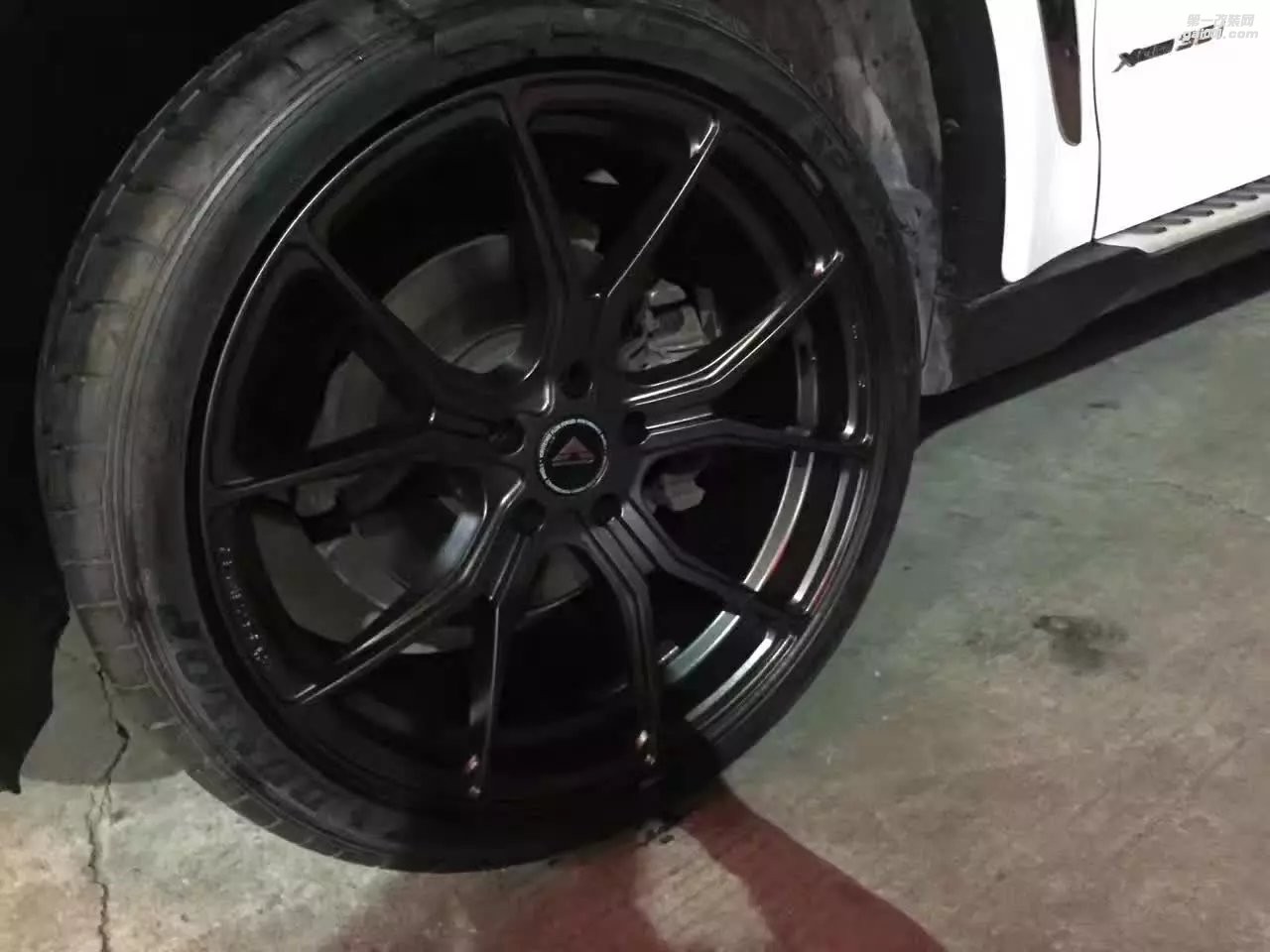 寶馬X6，上 vorsteiner 21寸 完工！