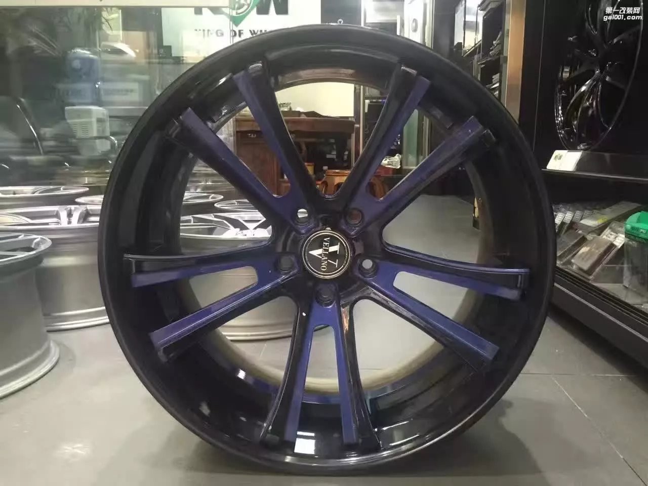 美國 Vellano ．鍛造  22寸．