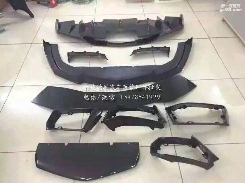 蘭博基尼;P700改裝DMC碳纖維小包圍總代理