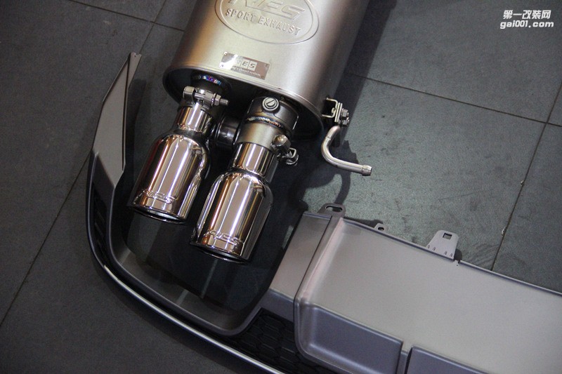 奧迪A6L 3.0T 改裝升級(jí)RES中尾段閥門排氣+S6后唇