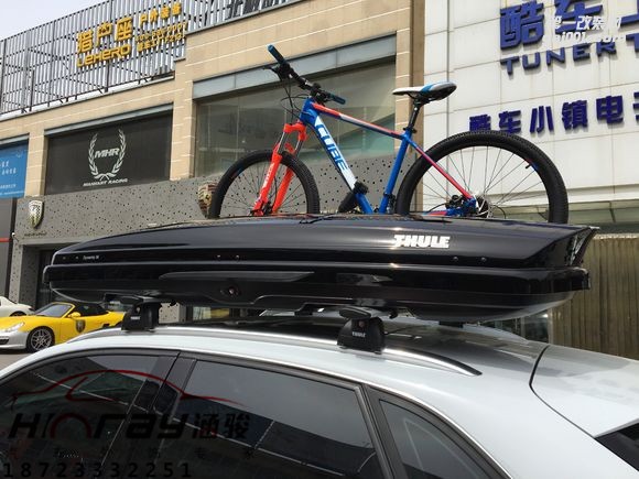 Audi Q3 安裝靈動(dòng)800黑色車(chē)頂箱+598自行車(chē)架 奧迪Q3安裝拓樂(lè)行李箱