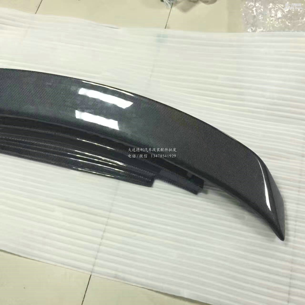 奧迪R8碳纖維雙層尾翼批發(fā)奧迪R8改裝碳纖維尾翼