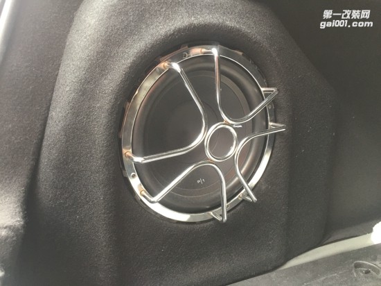 常州汽車音響隔音改裝|大眾邁騰汽車音響發(fā)燒升級改裝德國海螺|至上音樂