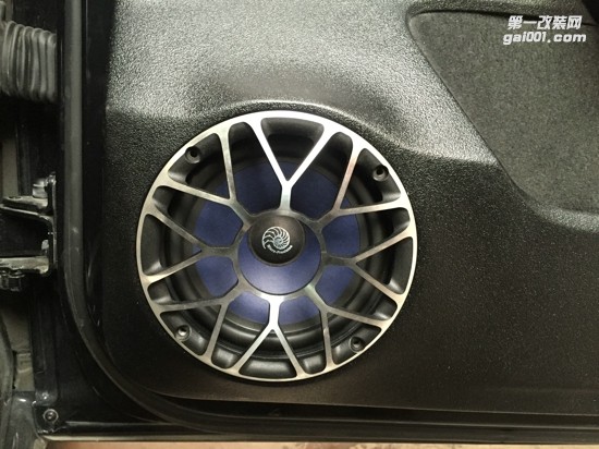 常州汽車音響隔音改裝|大眾邁騰汽車音響發(fā)燒升級改裝德國海螺|至上音樂