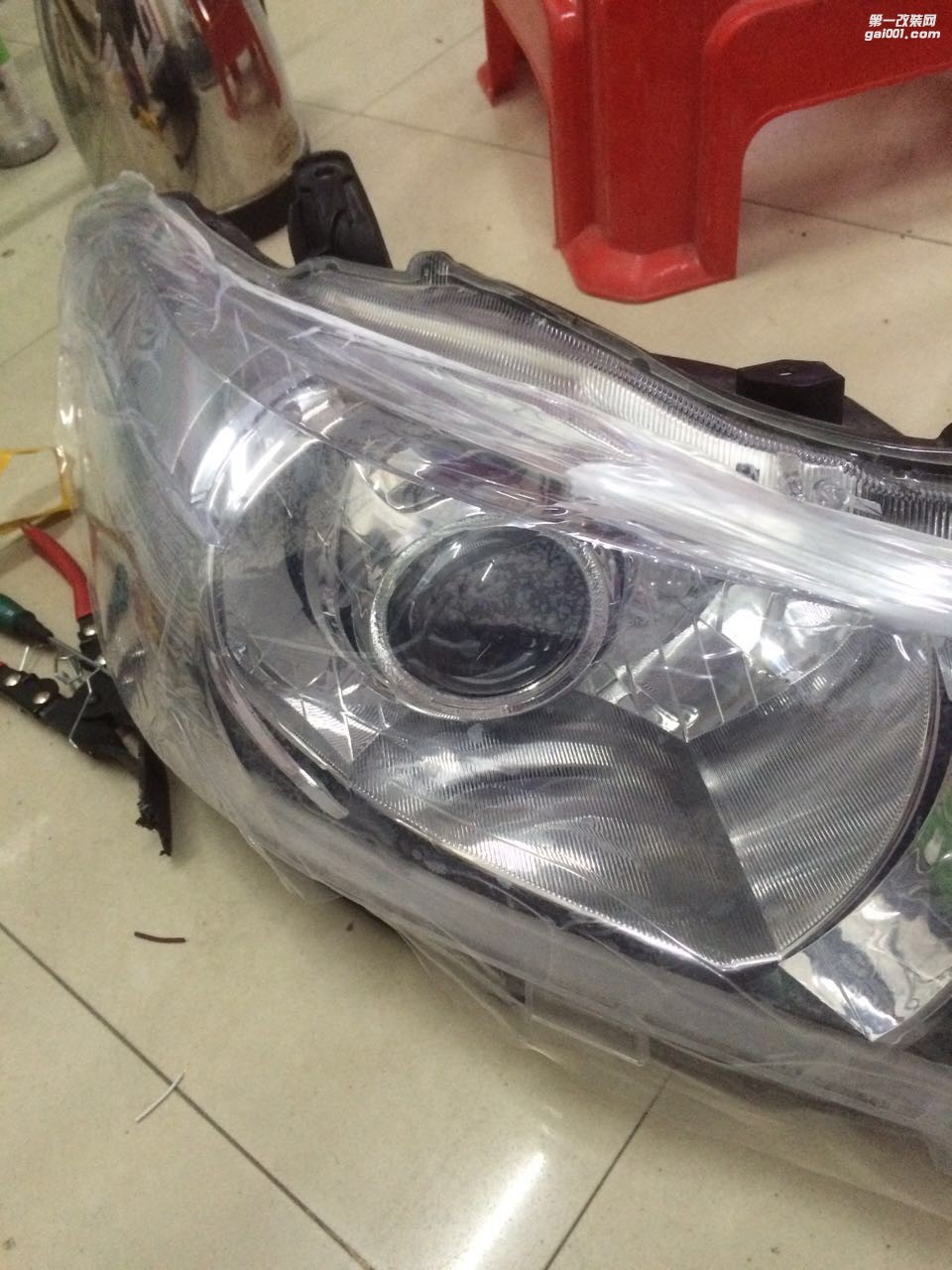 河源車燈改裝河源新光源車燈升級(jí)豐田威馳Q5雙光透鏡+巖崎燈泡