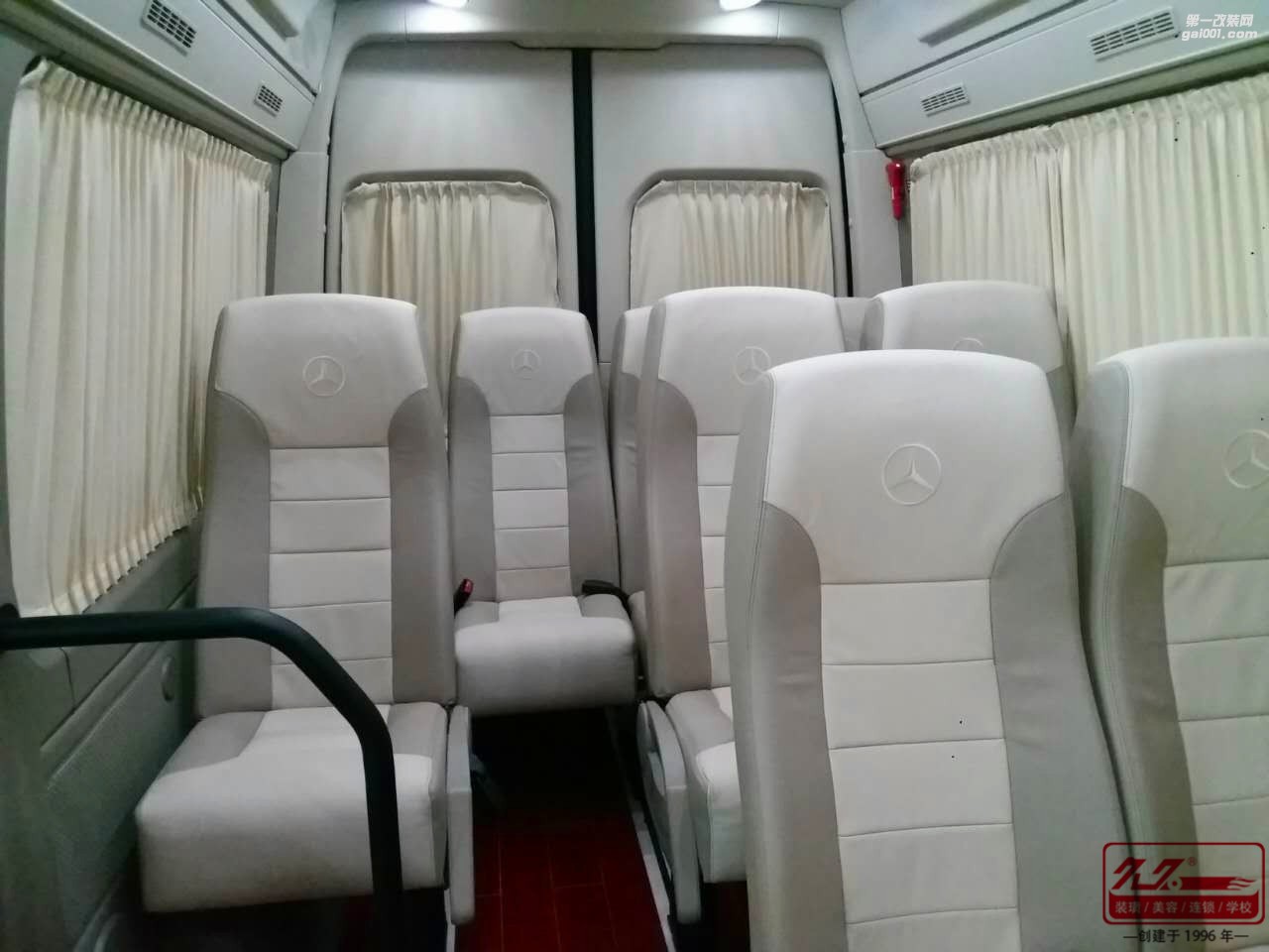 奔馳凌特Sprinter商務(wù)車實用性改裝，簡單大氣，不做作!