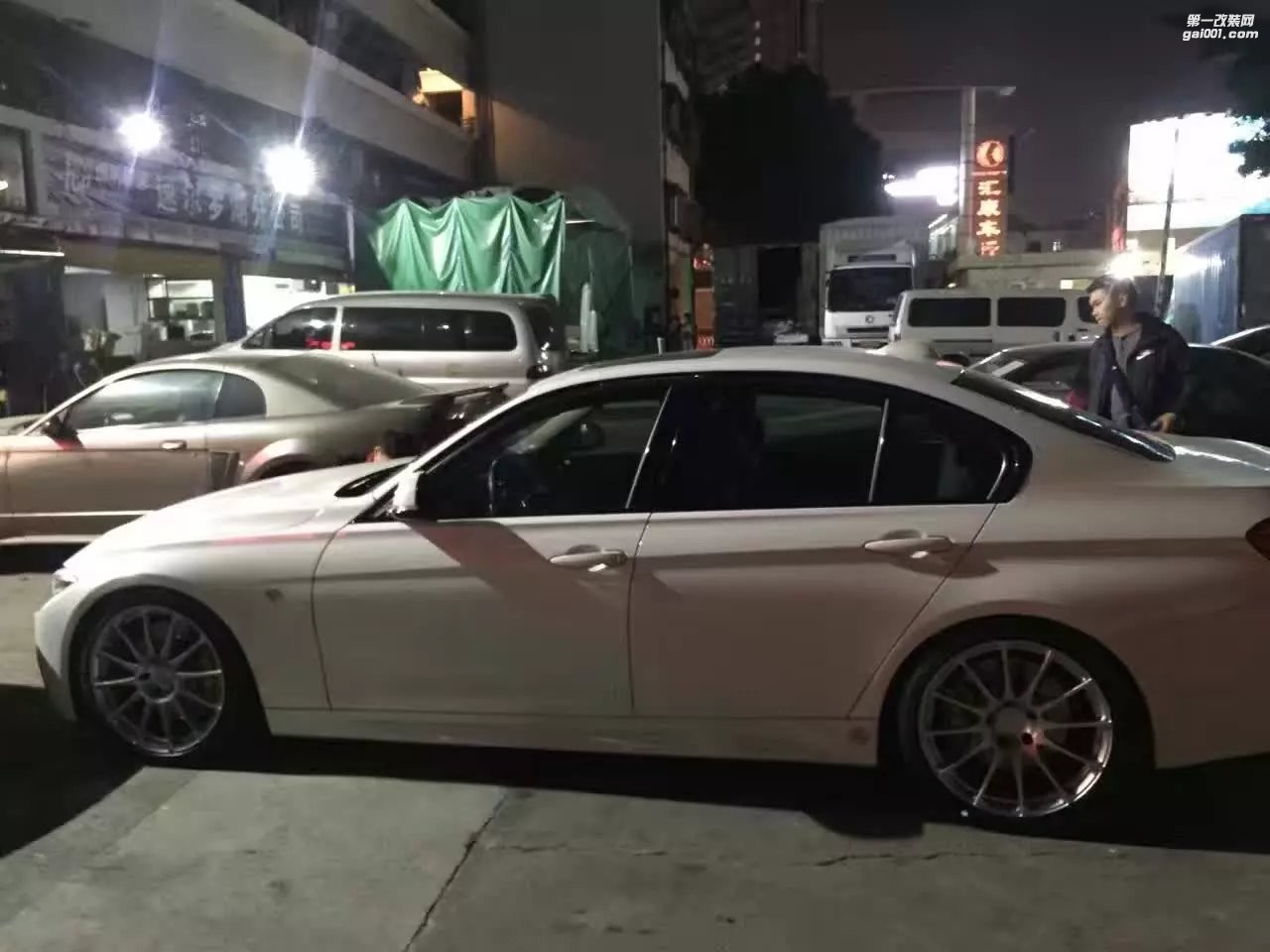 寶馬，換 prodrive  19寸 完工！