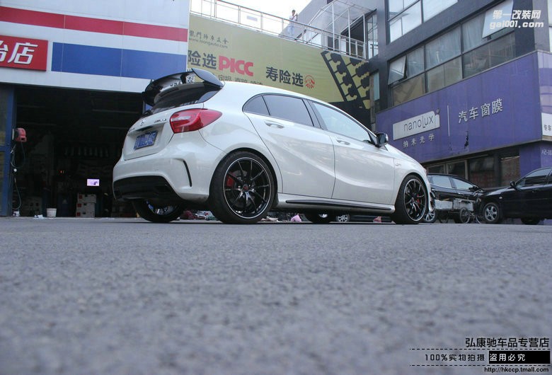 海亞：奔馳A45 AMG 改裝 RAYS G25 19寸鍛造輪轂