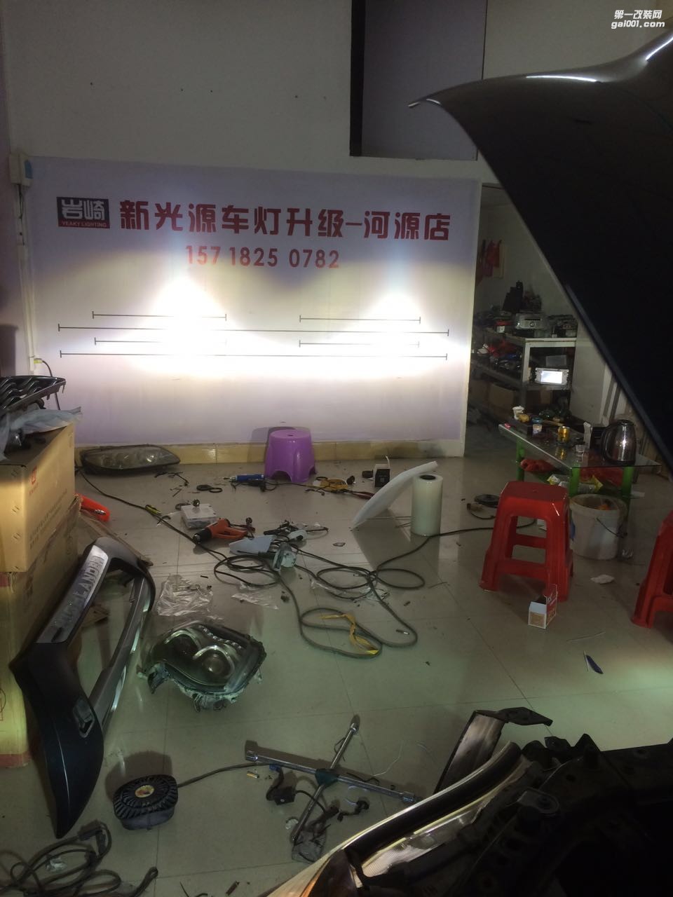 河源改燈河源新光源車燈改裝豐田霸道海拉5雙光透鏡+巖崎燈泡+寶馬天使眼