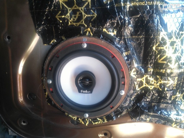 泉州山水專業(yè)汽車音響改裝 五菱宏光S音響隔音升級改裝