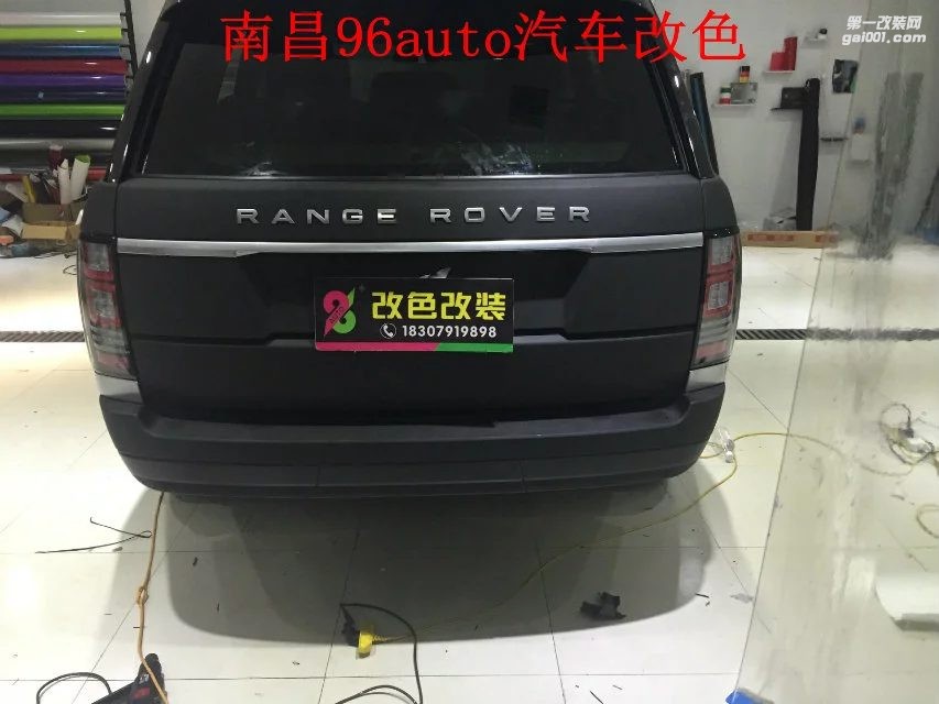 南昌96Auto 路虎改進(jìn)口碳黑改色貼紙 更霸氣了