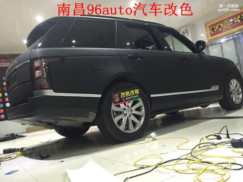 南昌96Auto 路虎改進(jìn)口碳黑改色貼紙 更霸氣了