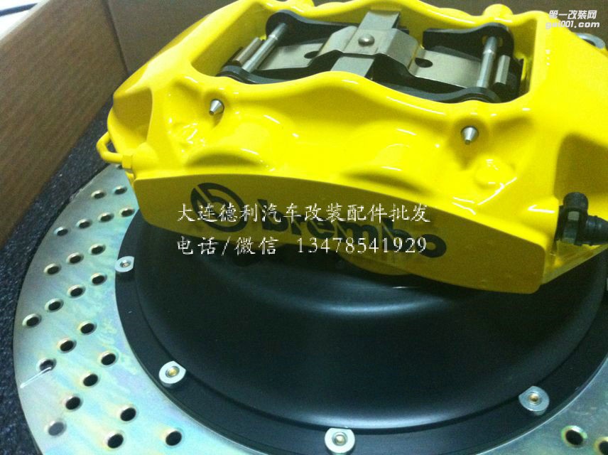 意大利原裝布雷博剎車F40GT4小四活塞正品到貨