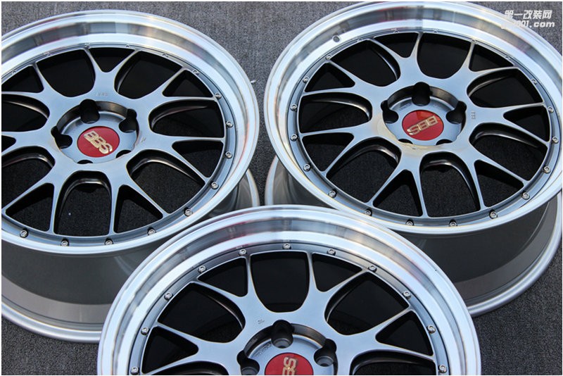 海亞：BBS LM-R 灰色限量版 5X120 20X9 20X10 寶馬3456系 Z4 X1 X3等