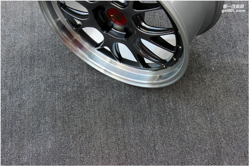海亞：BBS LM-R 灰色限量版 5X120 20X9 20X10 寶馬3456系 Z4 X1 X3等