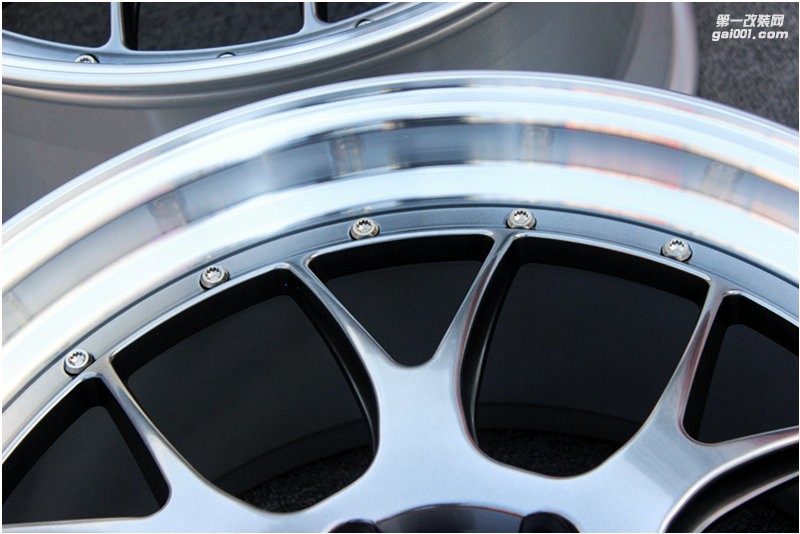 海亞：BBS LM-R 灰色限量版 5X120 20X9 20X10 寶馬3456系 Z4 X1 X3等