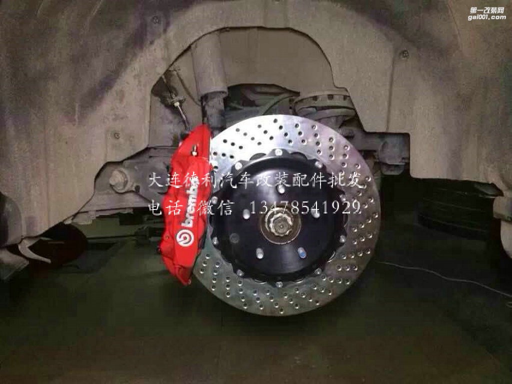 布雷博18Z19Z保時(shí)捷卡宴剎車(chē)性?xún)r(jià)比超高brembo