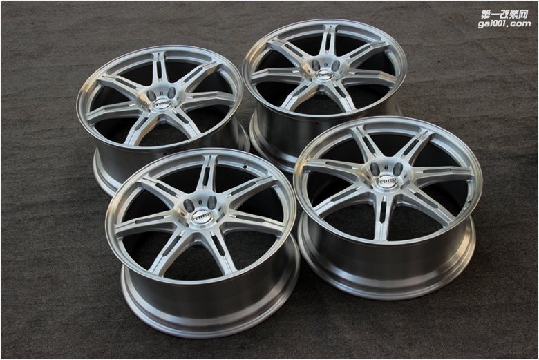 海亞：TWS 107S 19寸 高爾夫R GTI A3 S3 CLA/A45 日本鍛榮社殿堂級(jí)鍛造輪轂