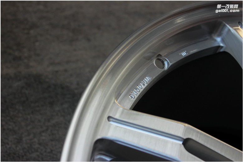 海亞：TWS 107S 19寸 高爾夫R GTI A3 S3 CLA/A45 日本鍛榮社殿堂級(jí)鍛造輪轂
