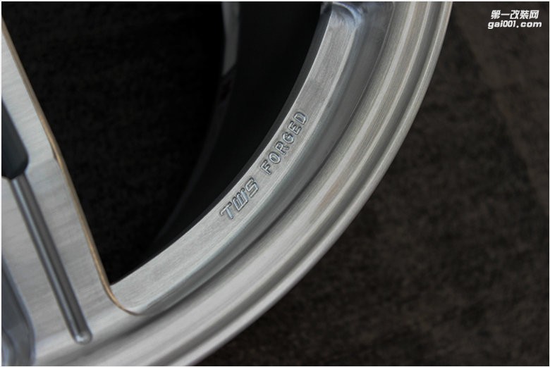 海亞：TWS 107S 19寸 高爾夫R GTI A3 S3 CLA/A45 日本鍛榮社殿堂級(jí)鍛造輪轂