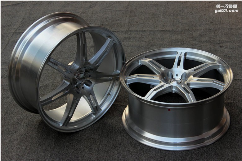 海亞：TWS 107S 19寸 高爾夫R GTI A3 S3 CLA/A45 日本鍛榮社殿堂級(jí)鍛造輪轂