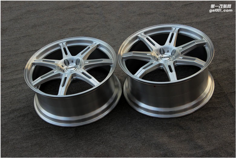 海亞：TWS 107S 20寸 Q50G37G25ISGSES銳志皇冠等 日本鍛榮社殿堂級鍛造輪轂