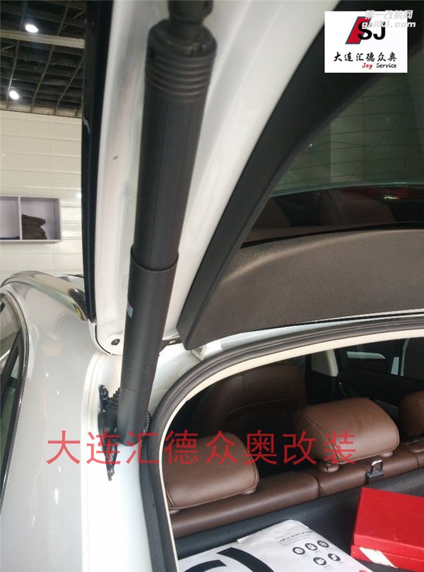 奧迪Q3加裝原廠電動(dòng)尾門