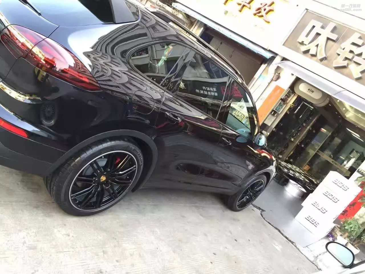 卡宴，升級(jí) 21寸 原裝 完工！
