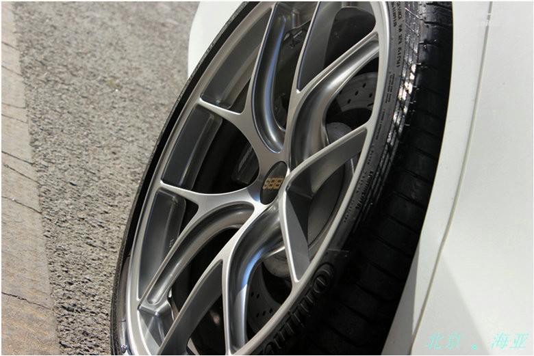 海亞：大馬力后驅(qū)車 奔馳W205 C63 AMG改裝 日本最強(qiáng)最輕航鋁鍛造輪轂 20寸 RI-D  搭配米其林PSS性能胎