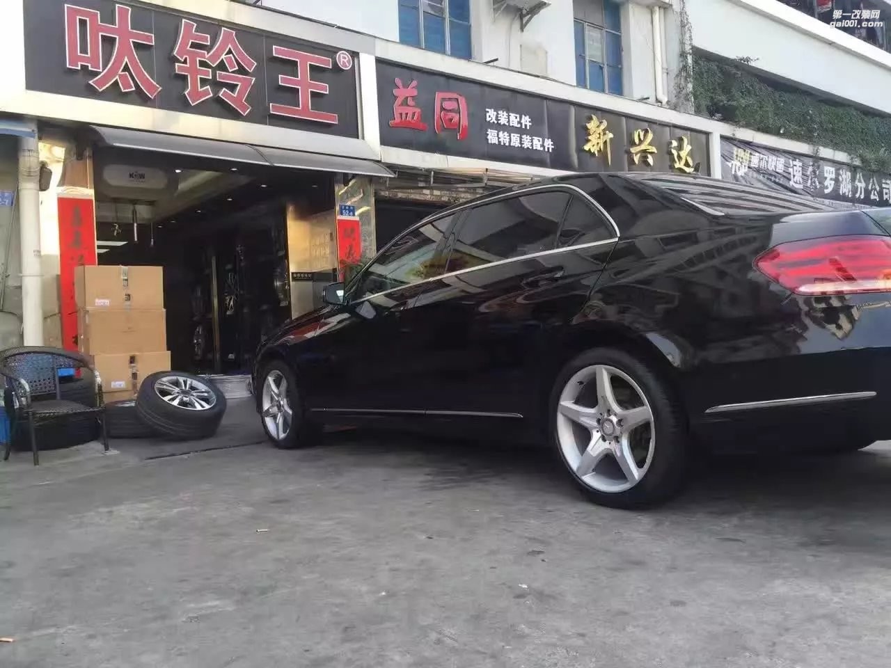 奔馳，裝18寸 原裝 完工！