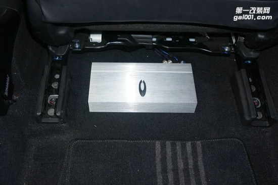 常州汽車音響隔音改裝|本田思域汽車音響改裝升級(jí)歌劇世家|至上音樂