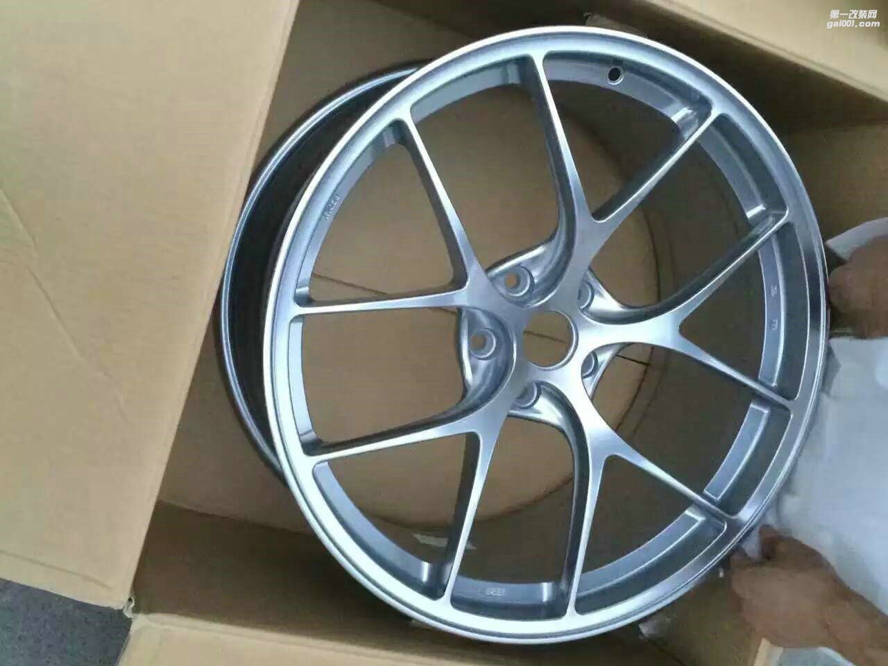 德國BBS輪轂大量到貨BBS鑄造輪轂鍛造鋼圈到貨