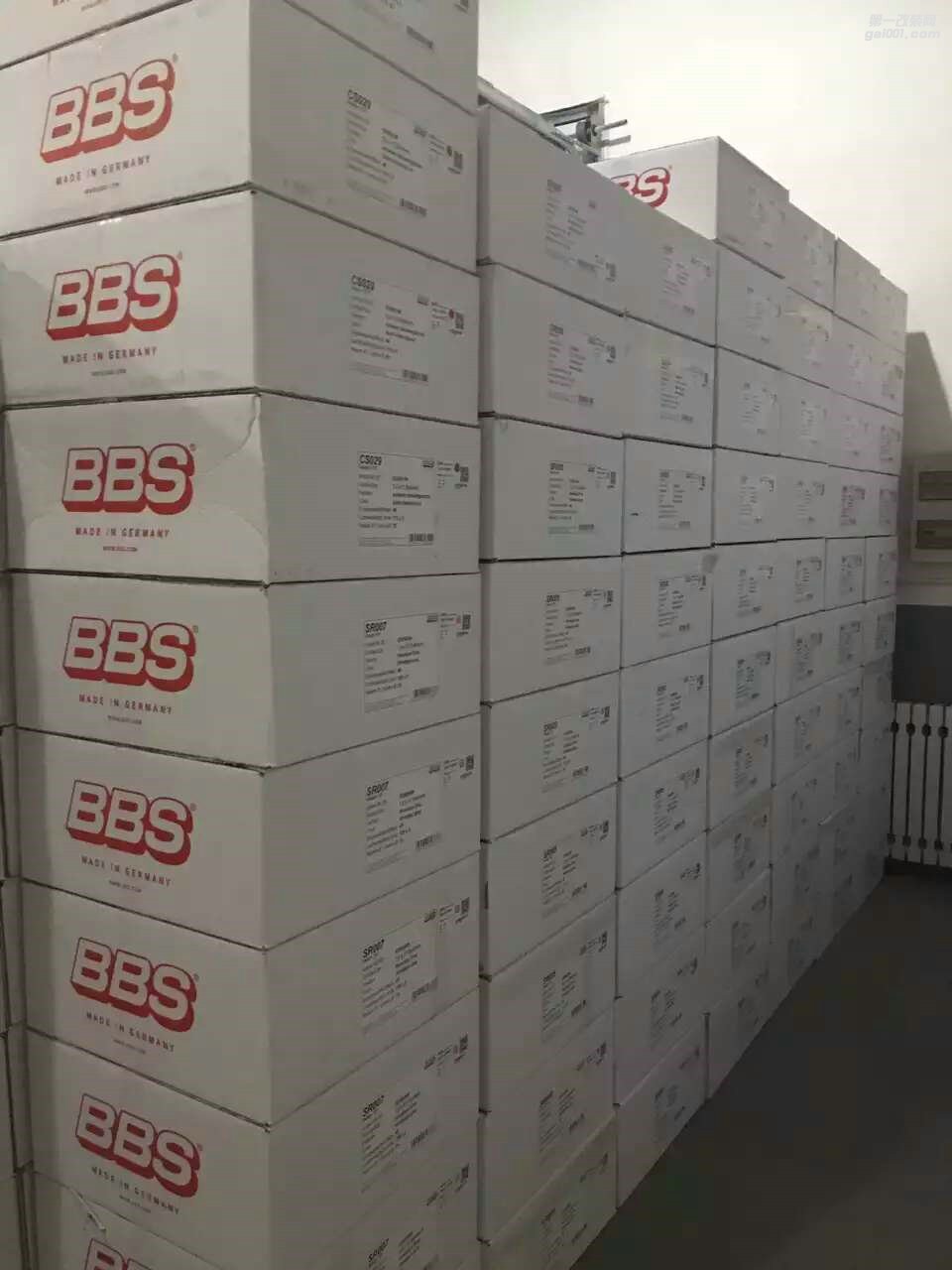 正品BBS輪轂德國(guó)BBS鋼圈大量現(xiàn)貨倉(cāng)庫(kù)庫(kù)存充足
