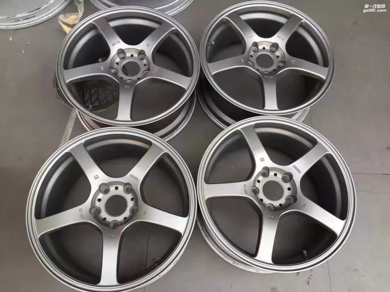 Prodrive 裝車完工！