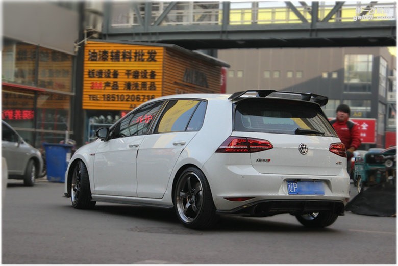 海亚：高尔夫 7GTI MK7+ADVAN GT 18锻造轮毂